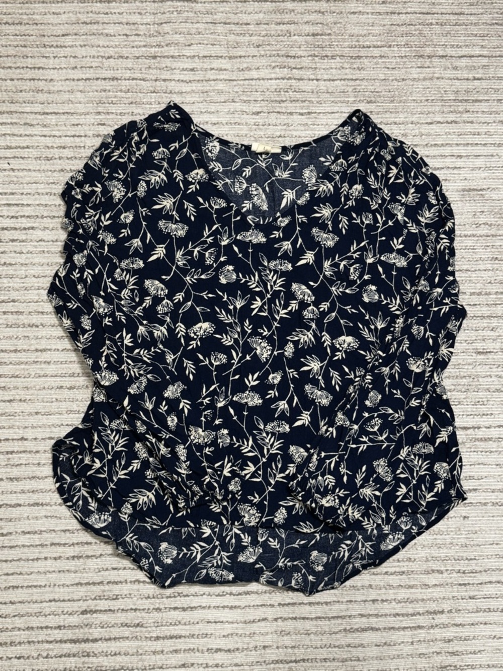 ANA Floral Blouse Size L Blue White Lightweight Long Sleeve Top